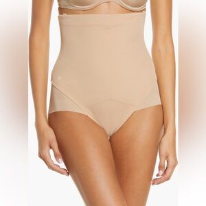 Honeylove SuperPower Briefs - High Waist Shaping Nude - Small